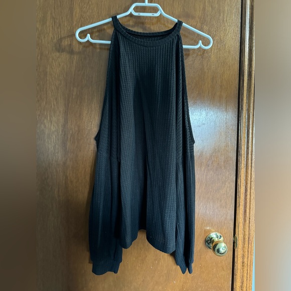 SHEIN Essnce Plus Cold Shoulder Tee Size 1XL - Picture 2 of 7